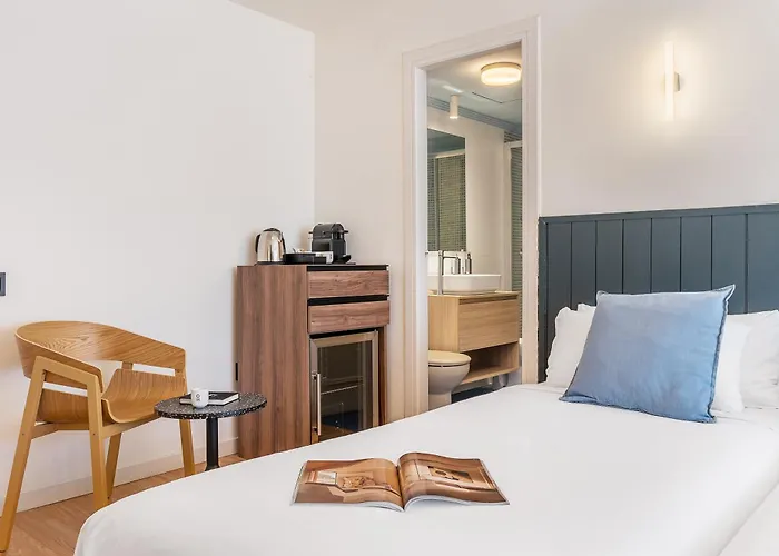 Granada Suites By Olala Homes